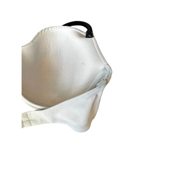 🍁 BUNDLE ONLY - 5/$15 Victoria's Secret Colorblock Bikini Top, Black/White - Picture 3 of 4